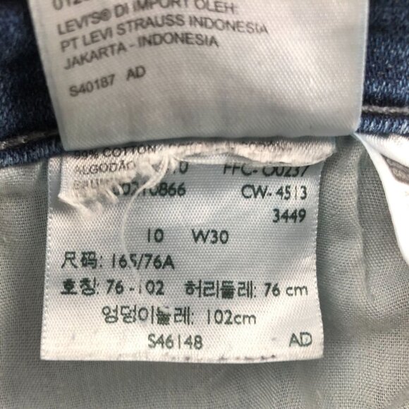 Levi's Womens Capri Jeans Size 10 Blue Denim Medium Wash Casual Rolled Hem - Picture 4 of 15